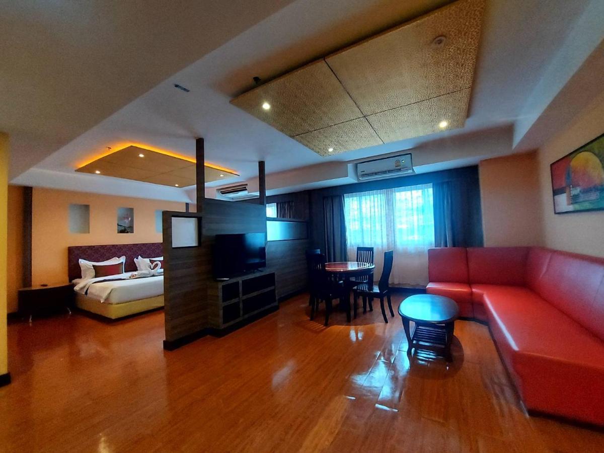 M Hotel Danok Szadau Kültér fotó
