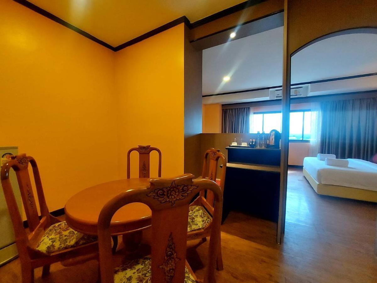 M Hotel Danok Szadau Kültér fotó