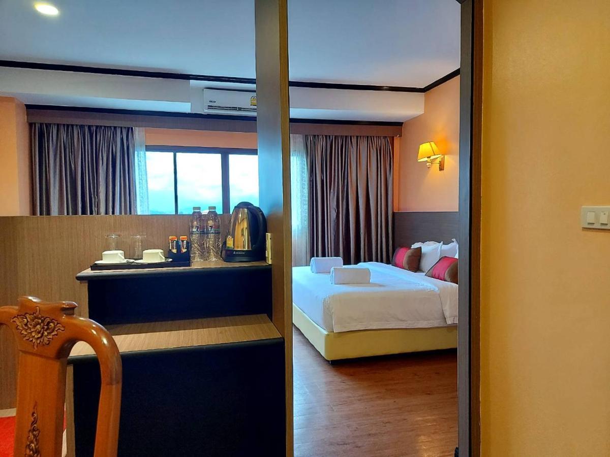 M Hotel Danok Szadau Kültér fotó