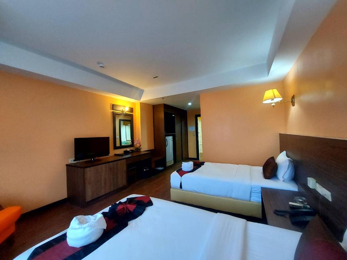M Hotel Danok Szadau Kültér fotó