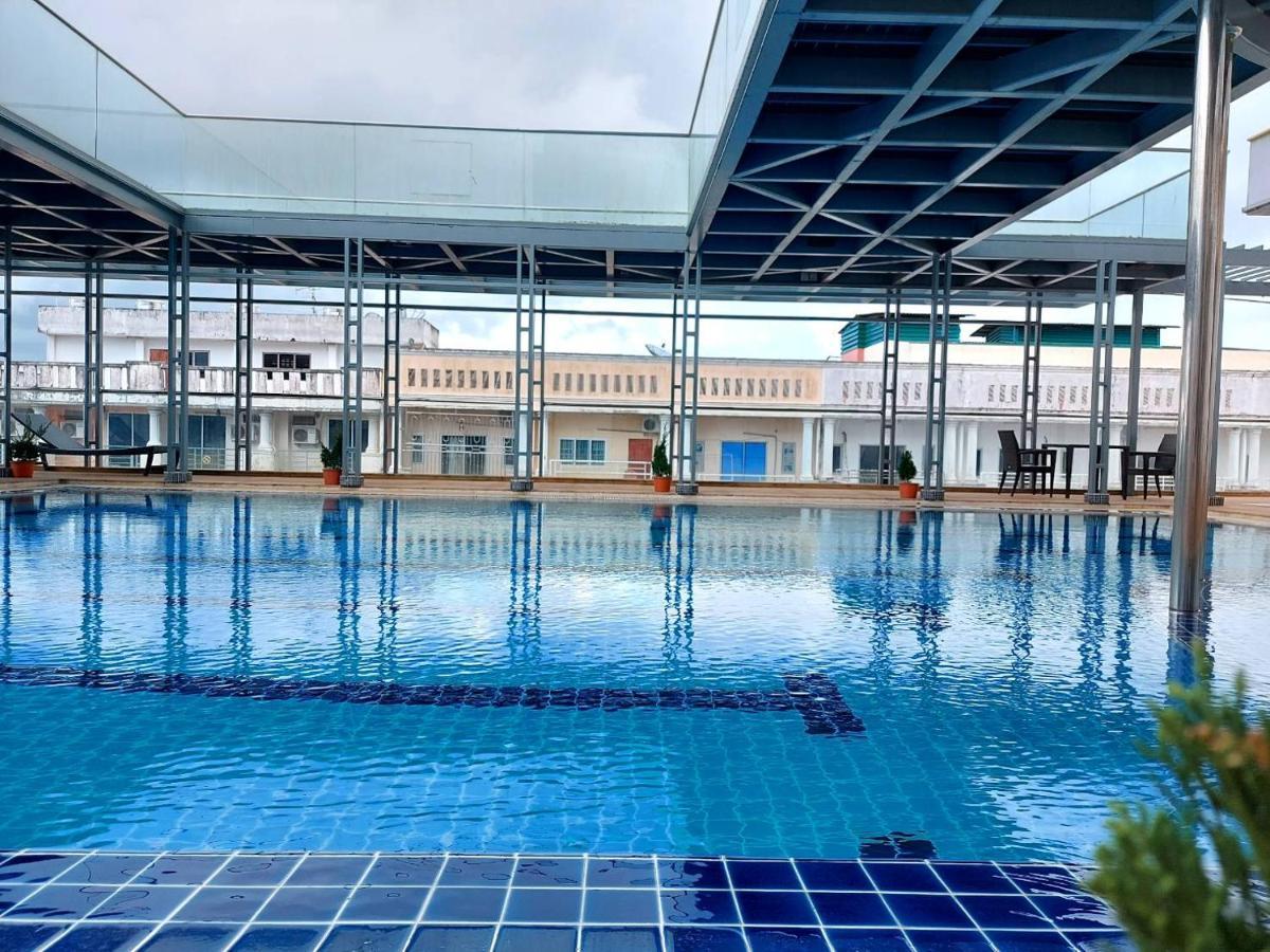 M Hotel Danok Szadau Kültér fotó