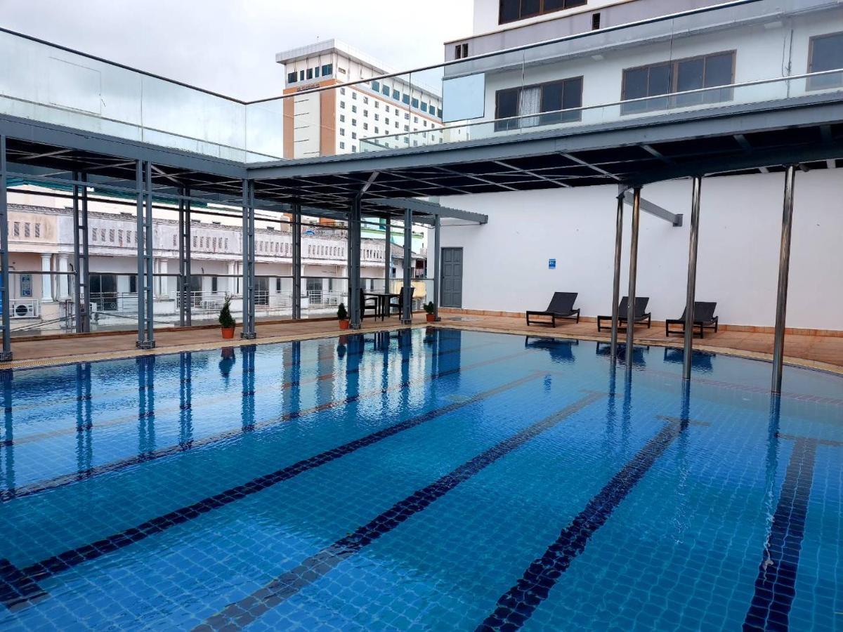 M Hotel Danok Szadau Kültér fotó