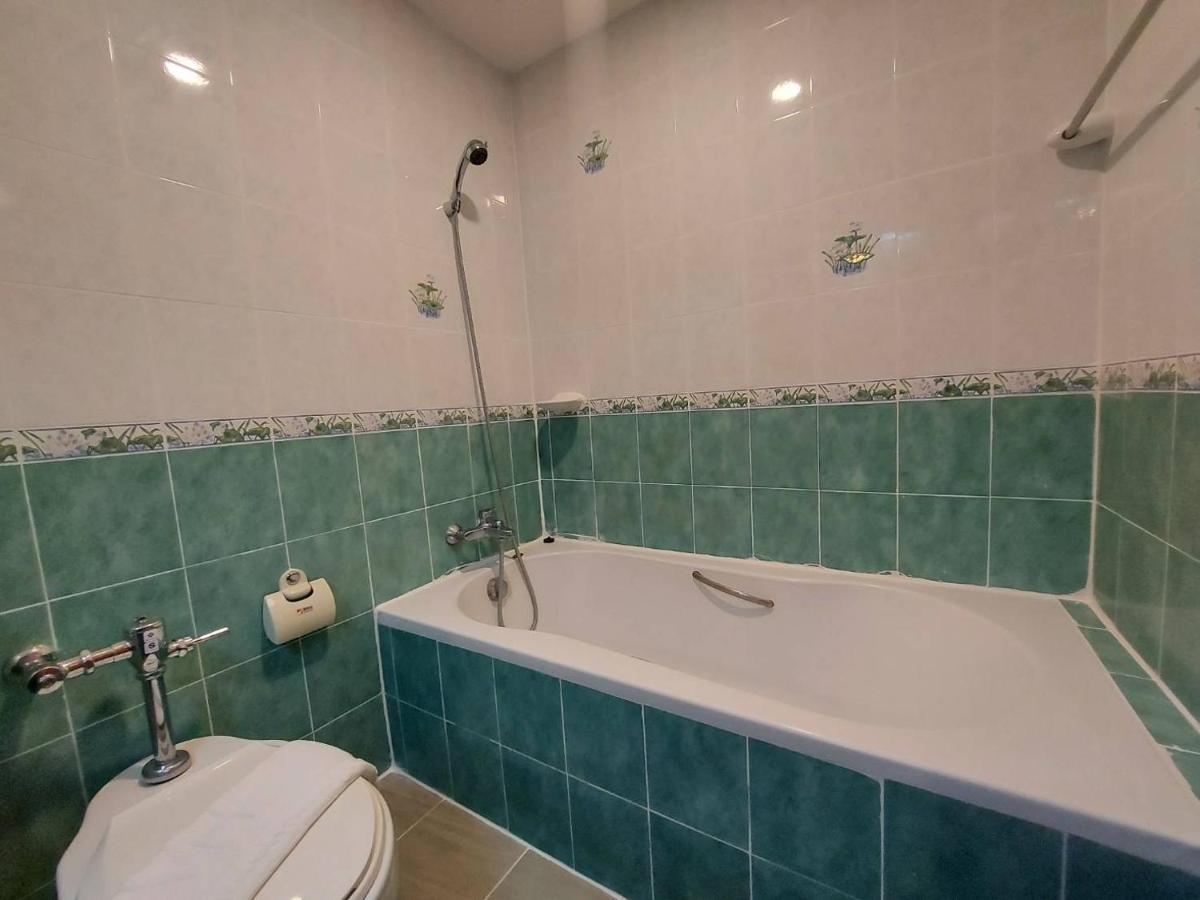 M Hotel Danok Szadau Kültér fotó